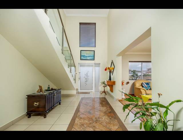 6 BEDROOM HOUSE FOR SALE IN ROUXVILLE